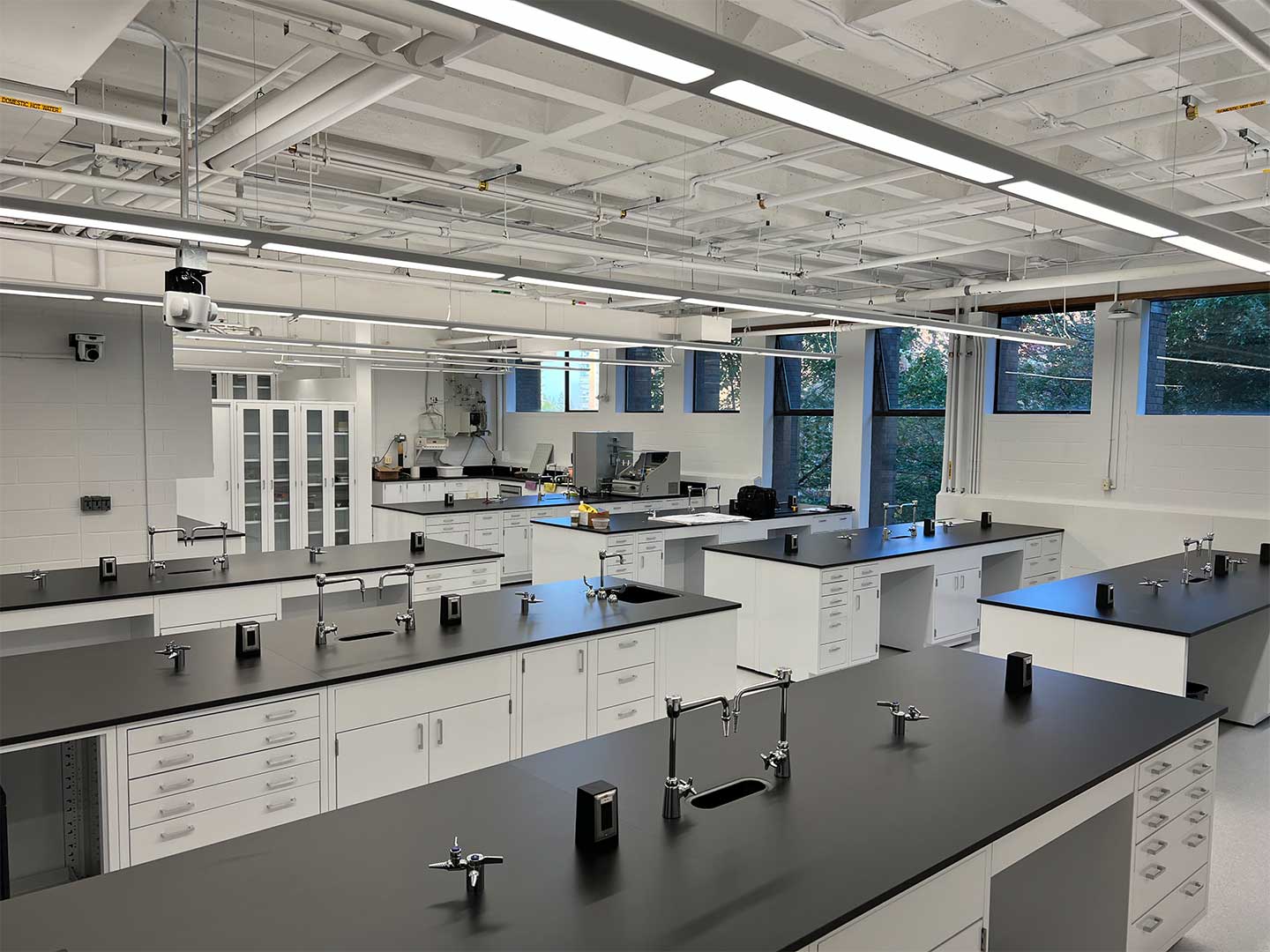Adaptable Table System